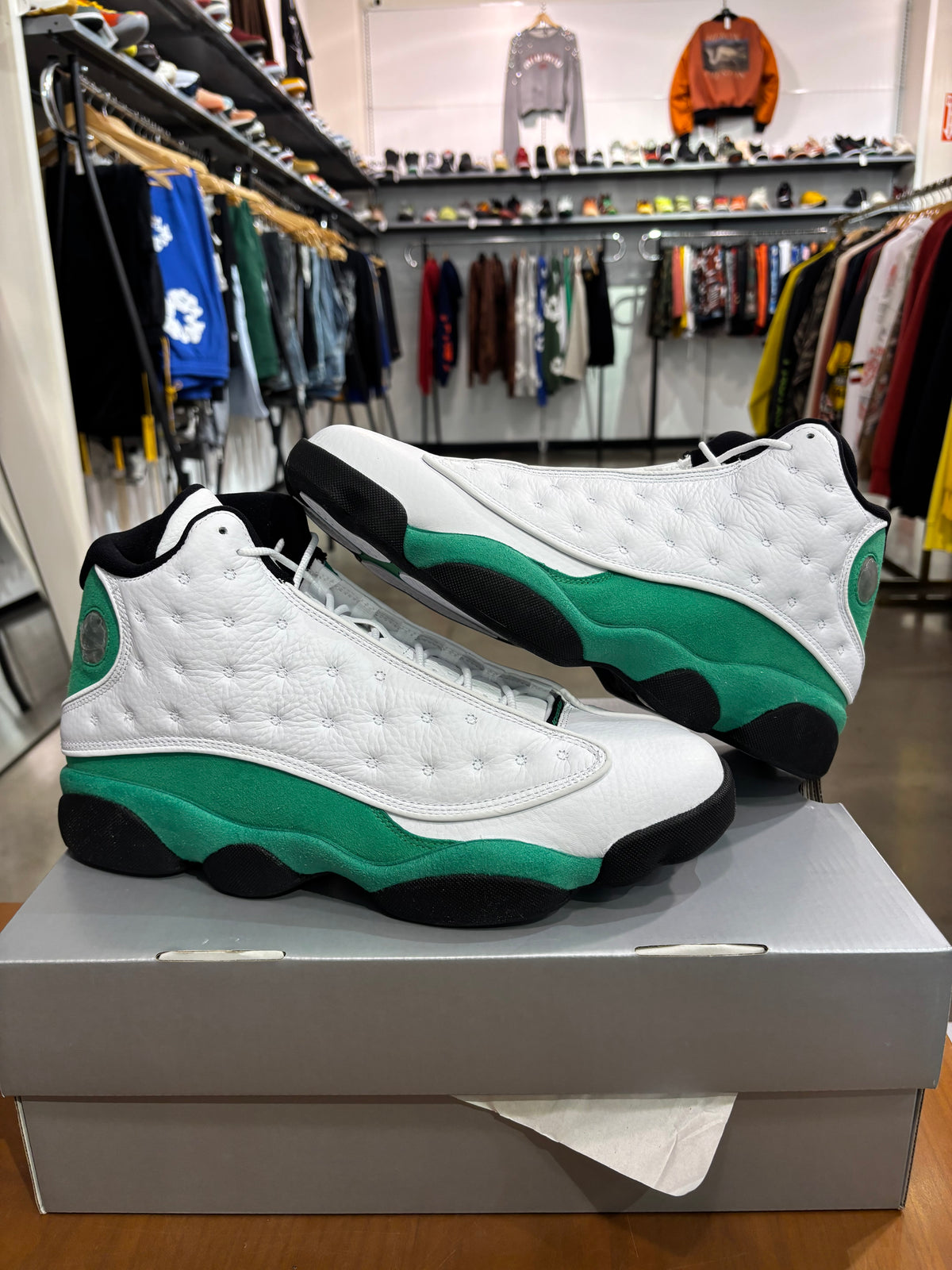 Air Jordan 13 Lucky Green