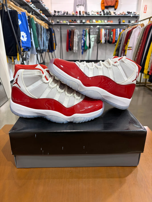 Air Jordan 11 Cherry
