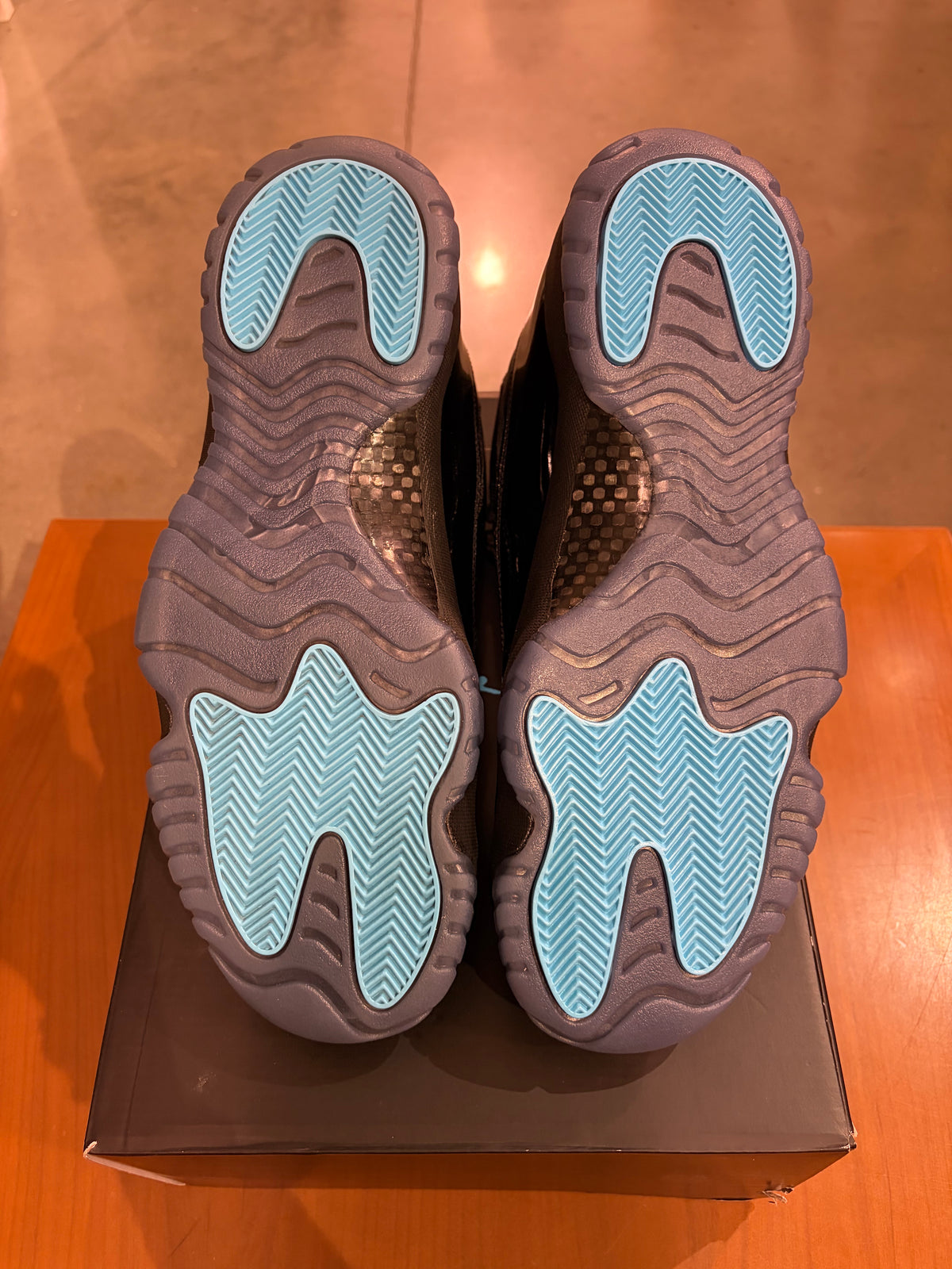 Air Jordan 11 Gamma