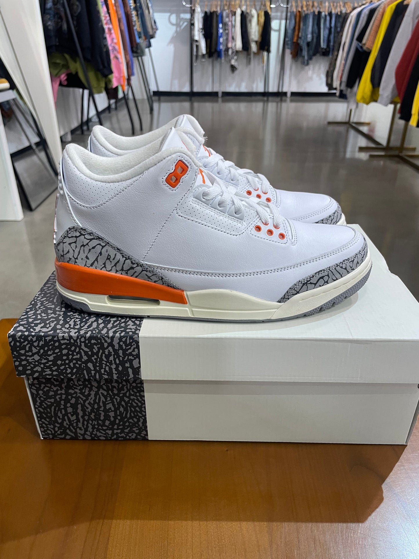 Preowned Air Jordan 3 Georgia Peach