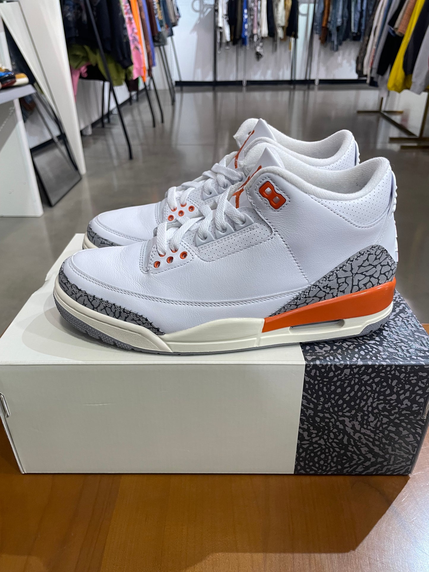 Preowned Air Jordan 3 Georgia Peach