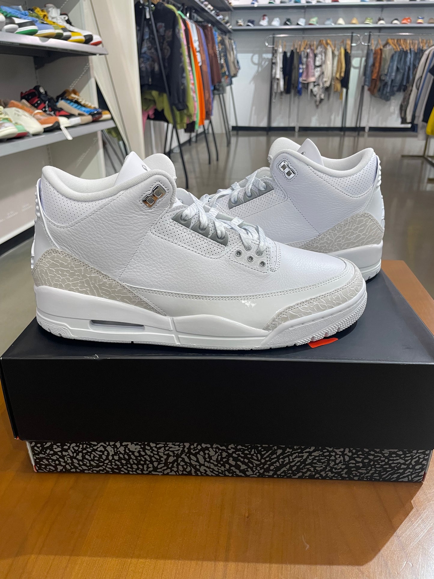 Air Jordan 3 Pure Money