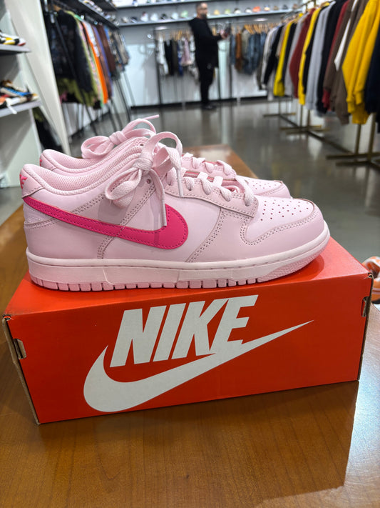 Nike Dunk Low Triple Pink