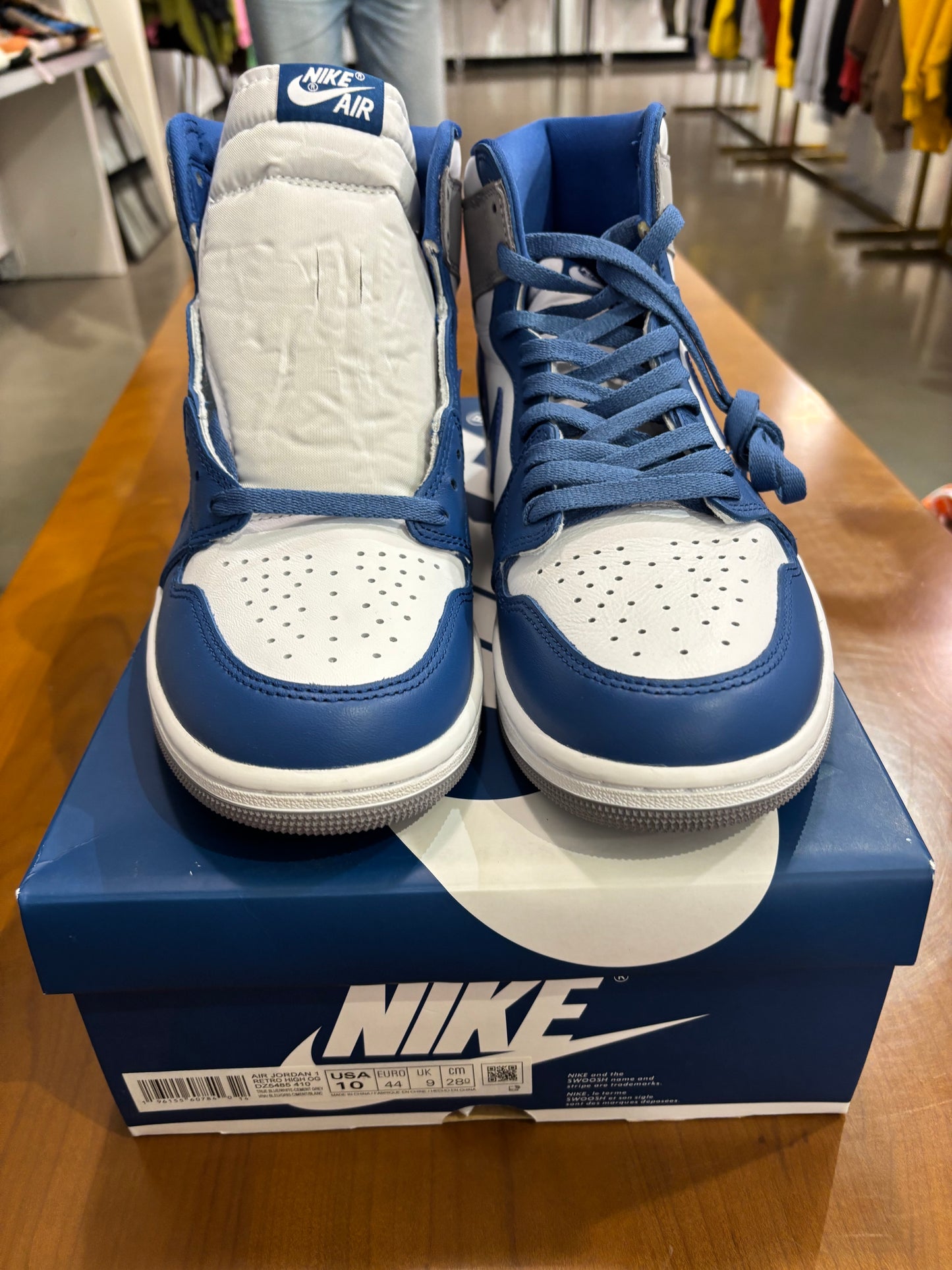 Air Jordan 1 True Blue