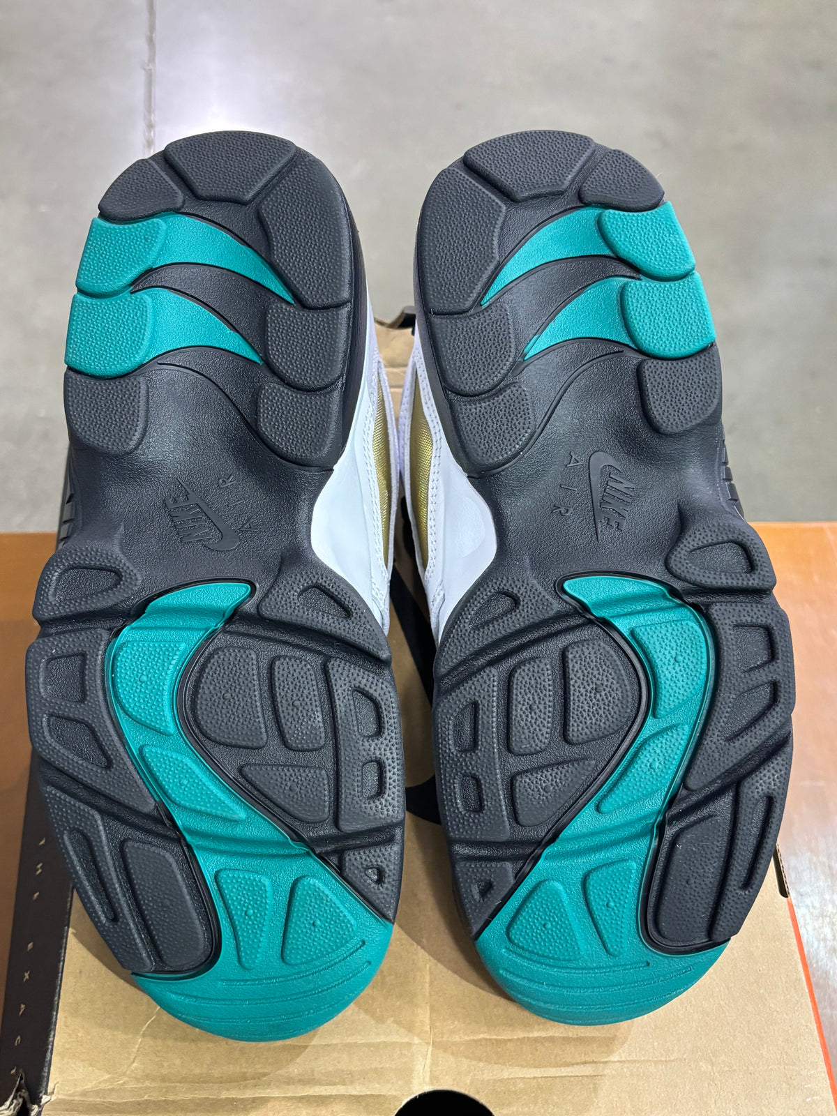PO Nike Air Turf 93 Emerald