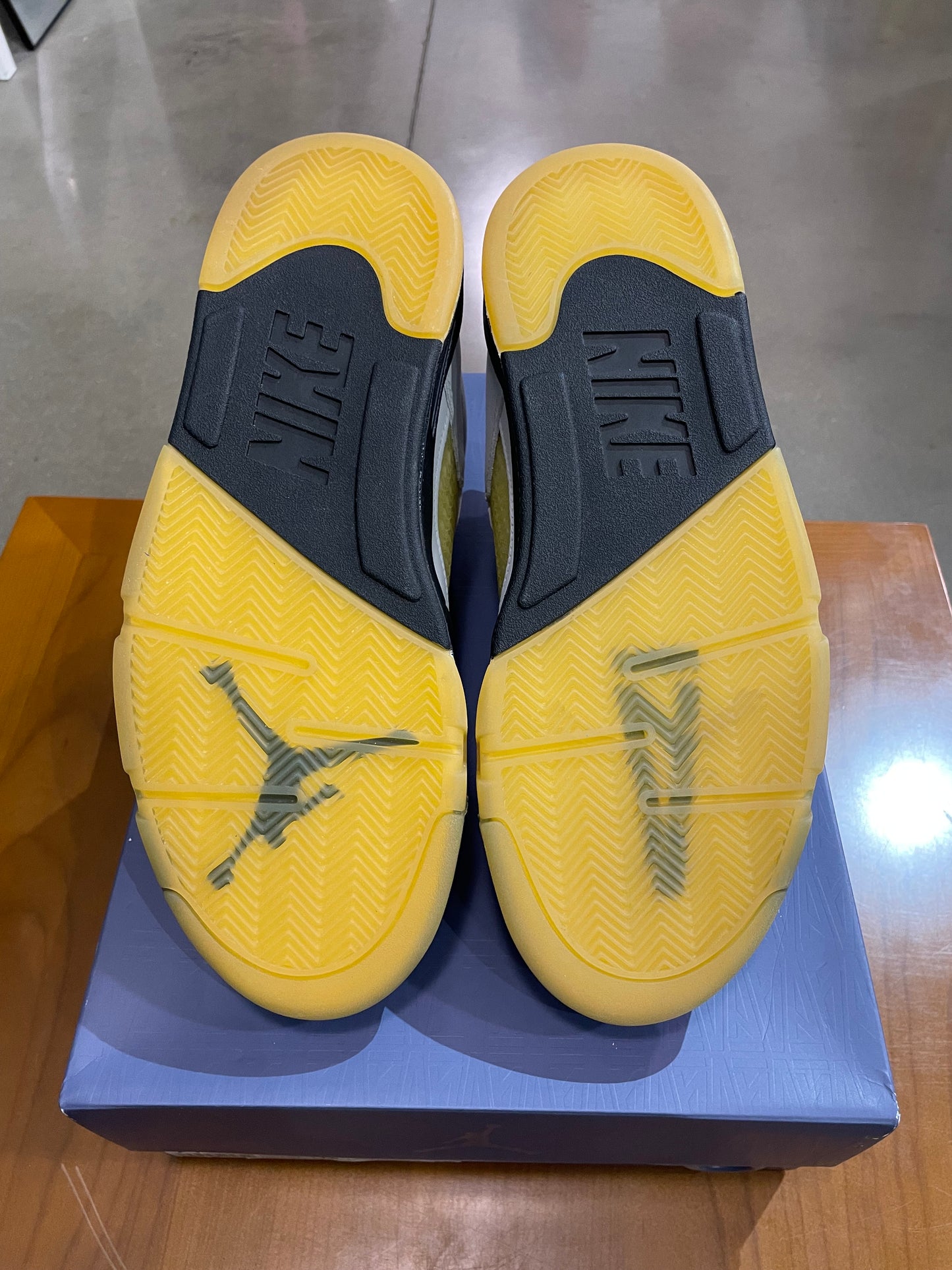 Air Jordan 5 A Ma Maniere Dawn