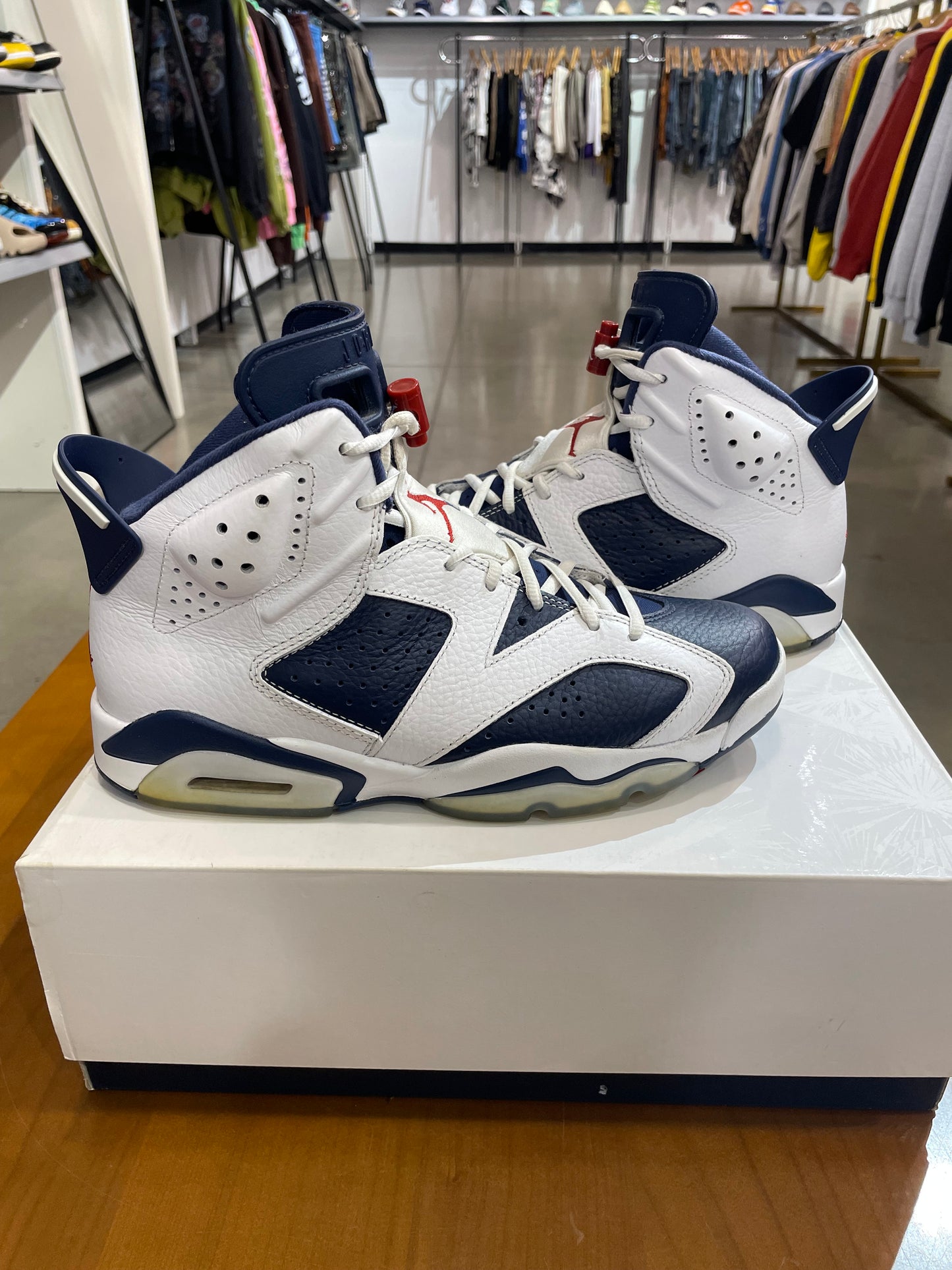 Preowned Air Jordan 6 Olympic