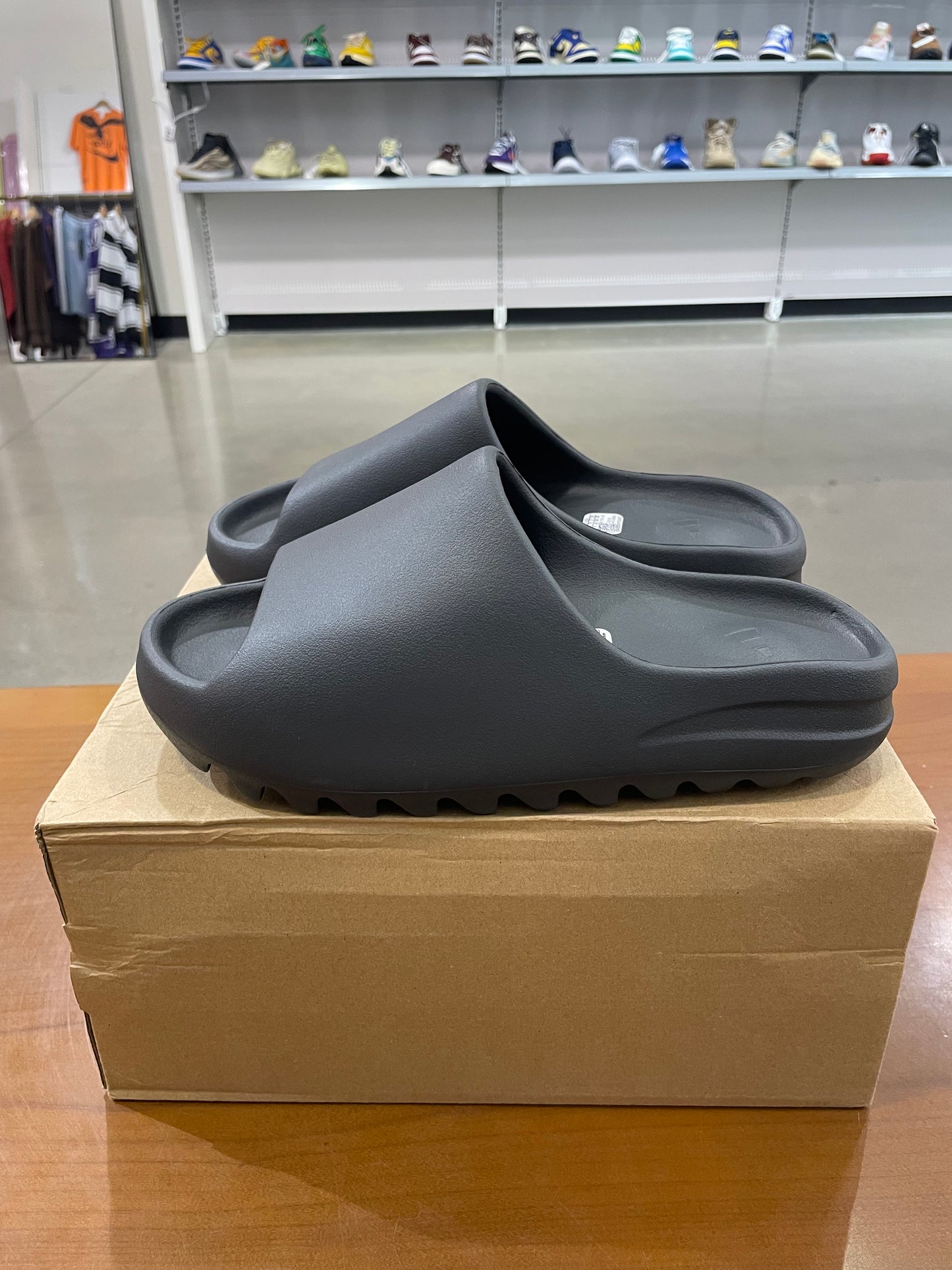 Yeezy Slide Dark Onyx