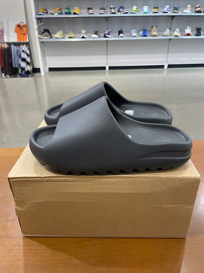 Yeezy Slide Dark Onyx