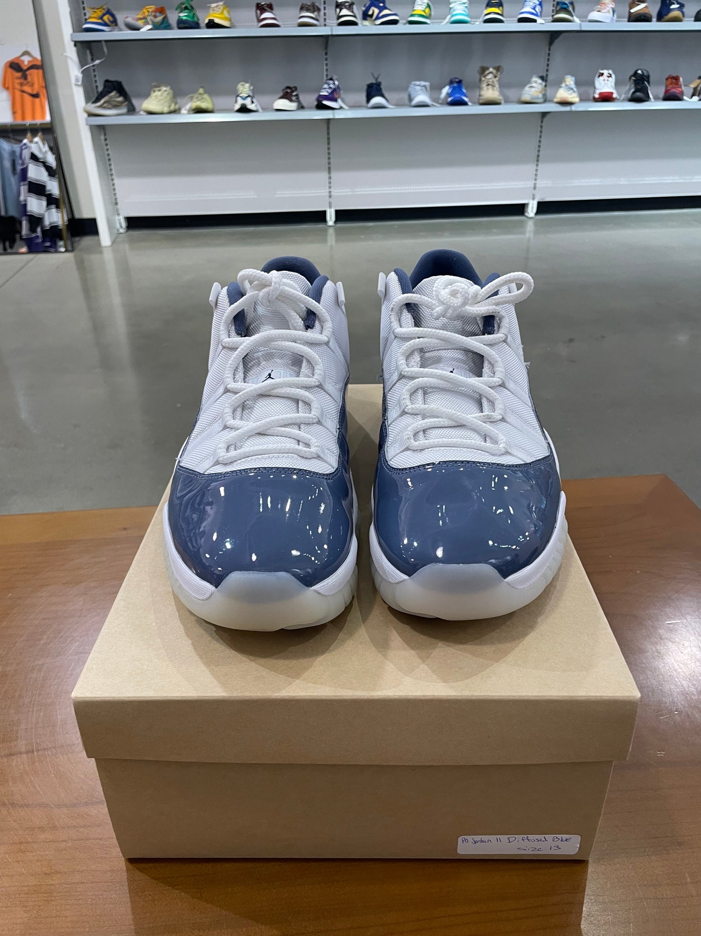 Preowned Air Jordan 11 Low Diffused Blue