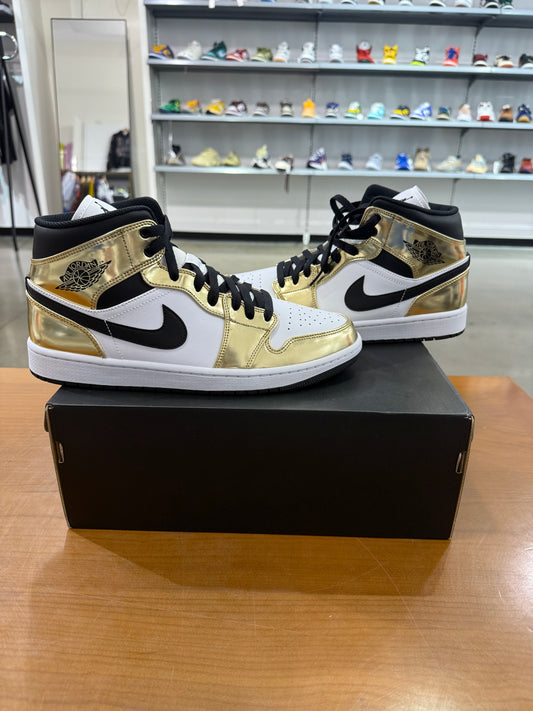 Air Jordan 1 Mid Metallic Gold