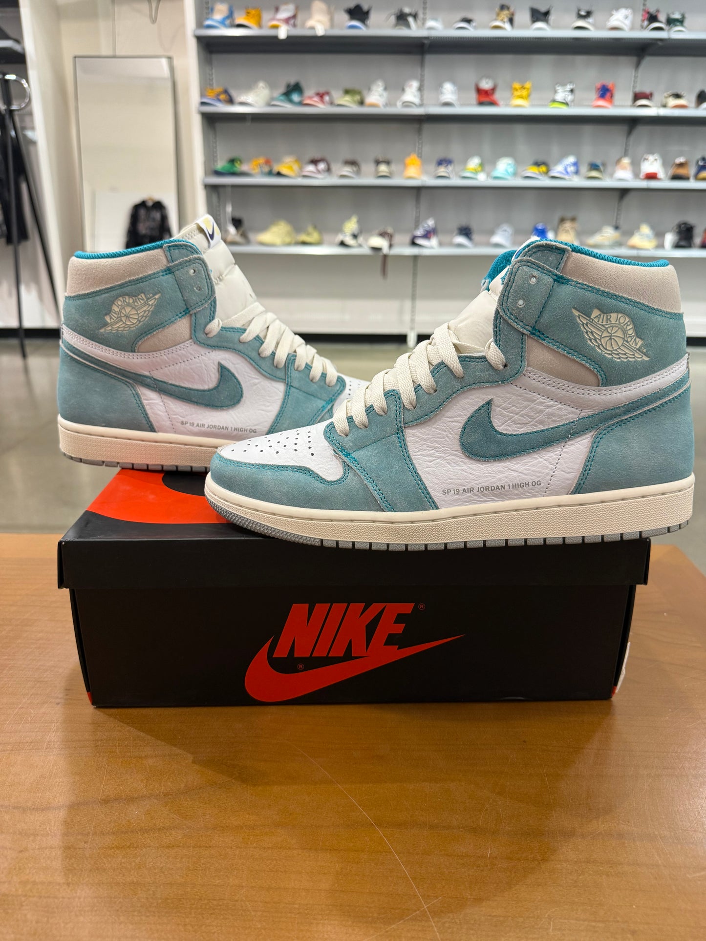 Preowned Air Jordan 1 Turbo Green