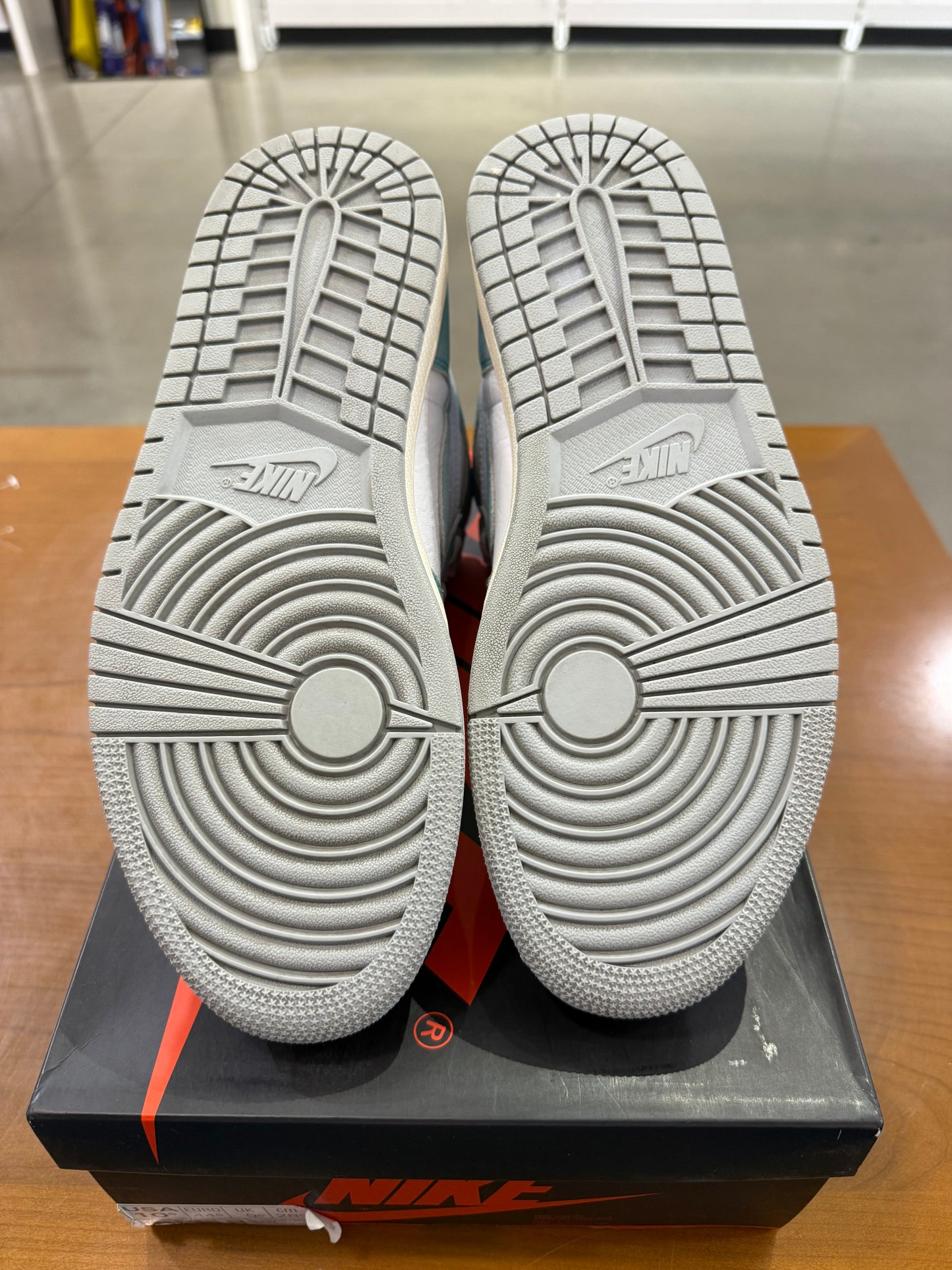 Preowned Air Jordan 1 Turbo Green