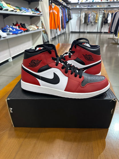 Preowned Air Jordan 1 Mid Chicago Toe