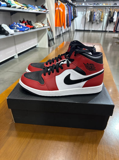 Preowned Air Jordan 1 Mid Chicago Toe