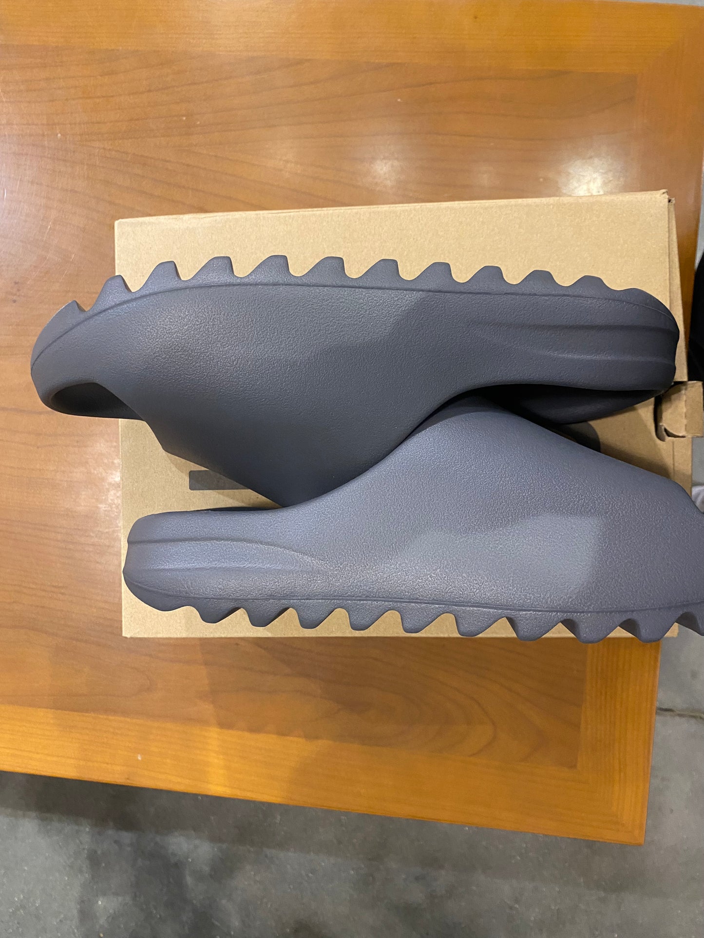Yeezy Slide Granite
