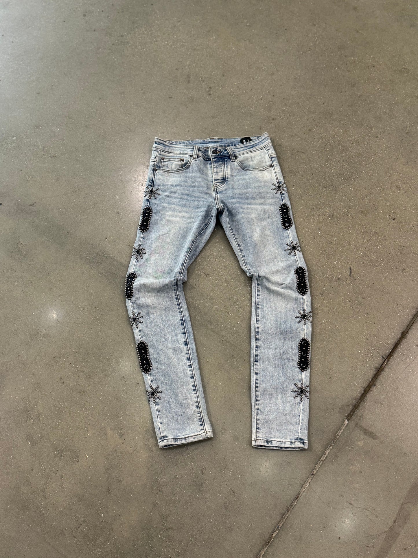 Preowned Valabasas Jeans Blue Studded