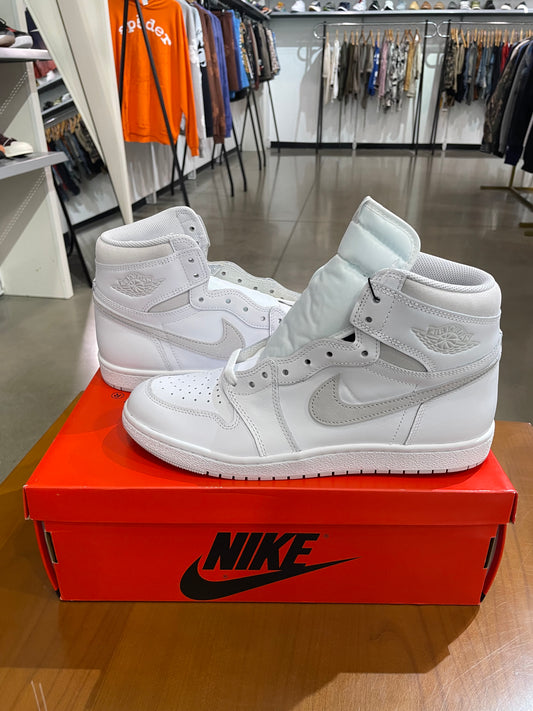 Air Jordan 1 Neutral Grey