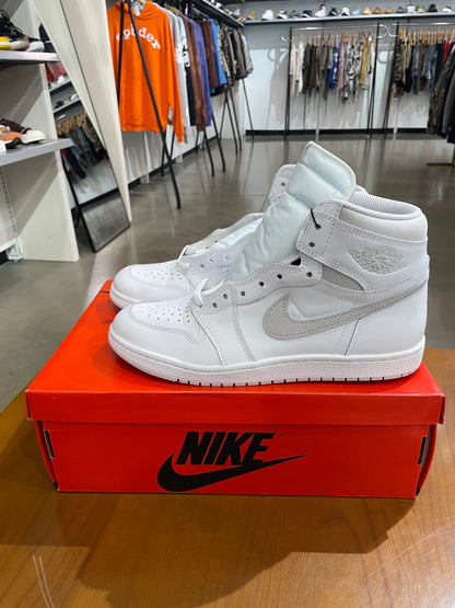 Air Jordan 1 Neutral Grey