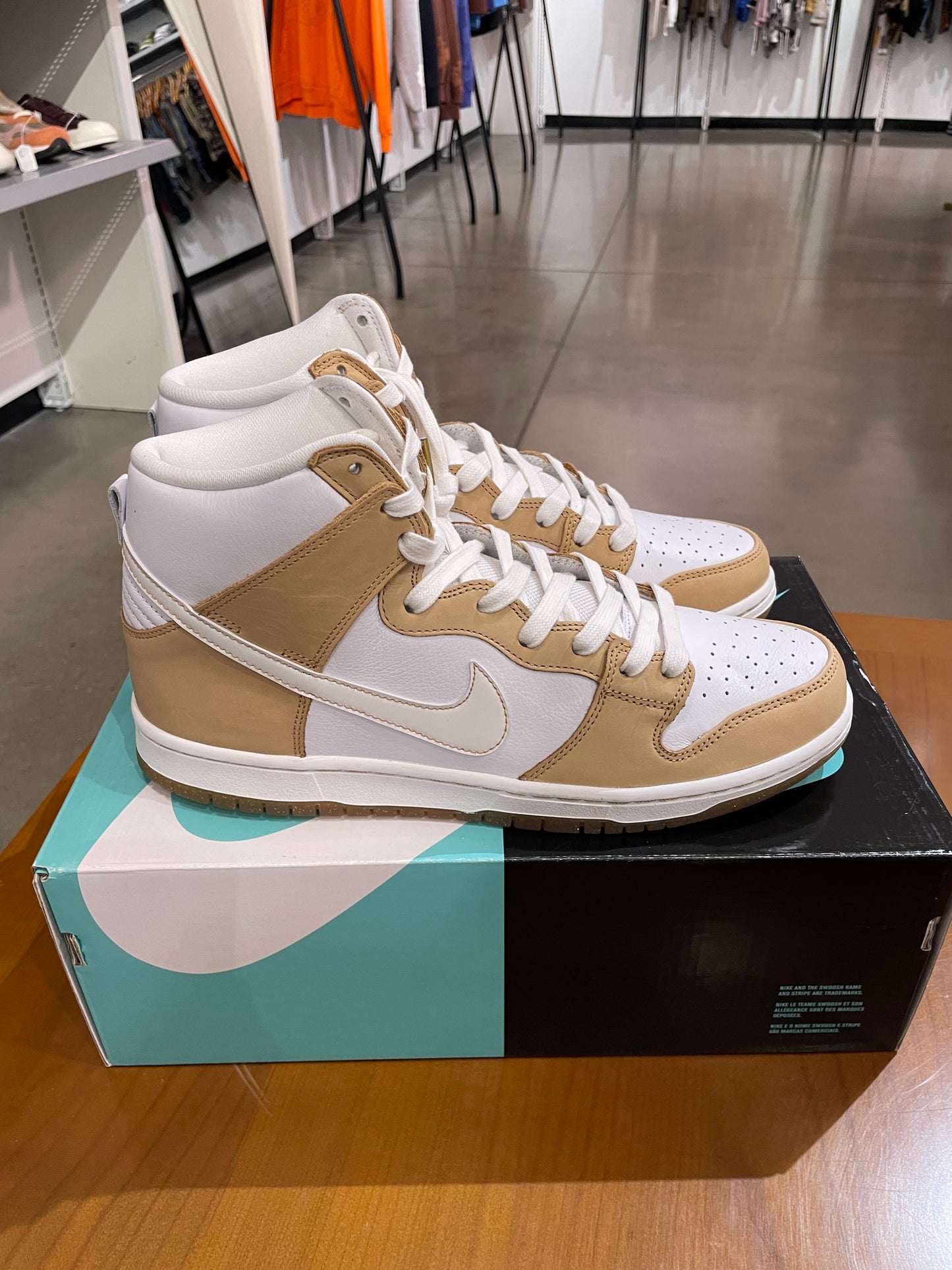 Nike SB Dunk High Win Some Lose Some Special Box