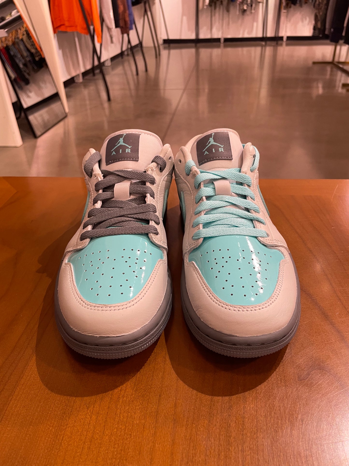 Air Jordan 1 Low Polaroid