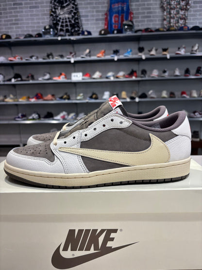 Air Jordan 1 Low Travis Scott Reverse Mocha