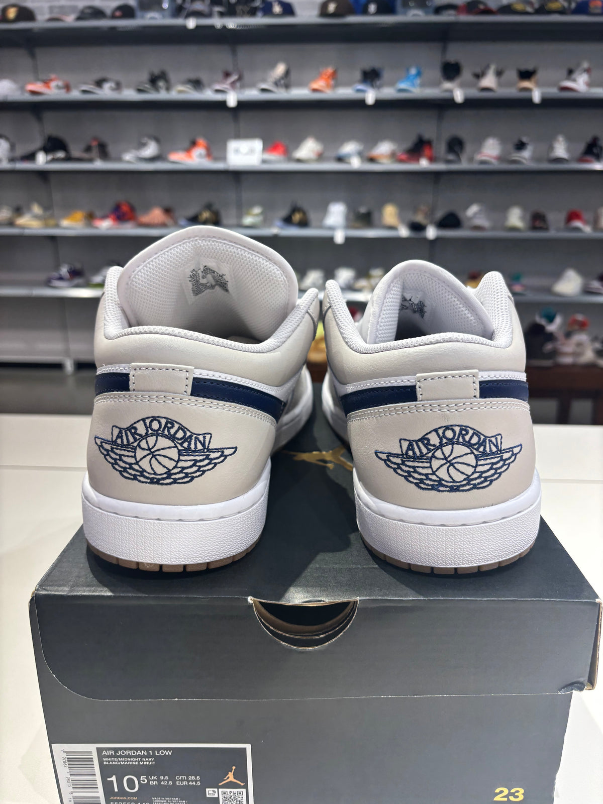 Air Jordan 1 Low Midnight Navy Neutral Grey