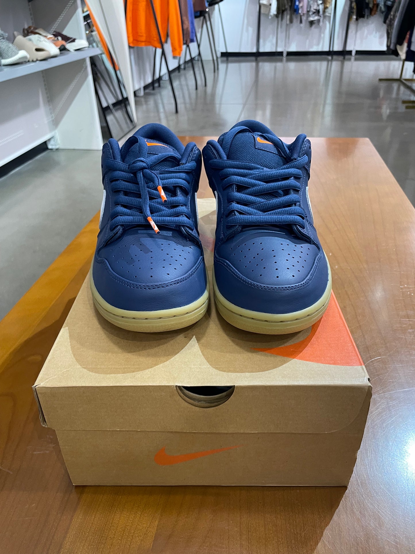 Nike SB Dunk Low Navy Gum