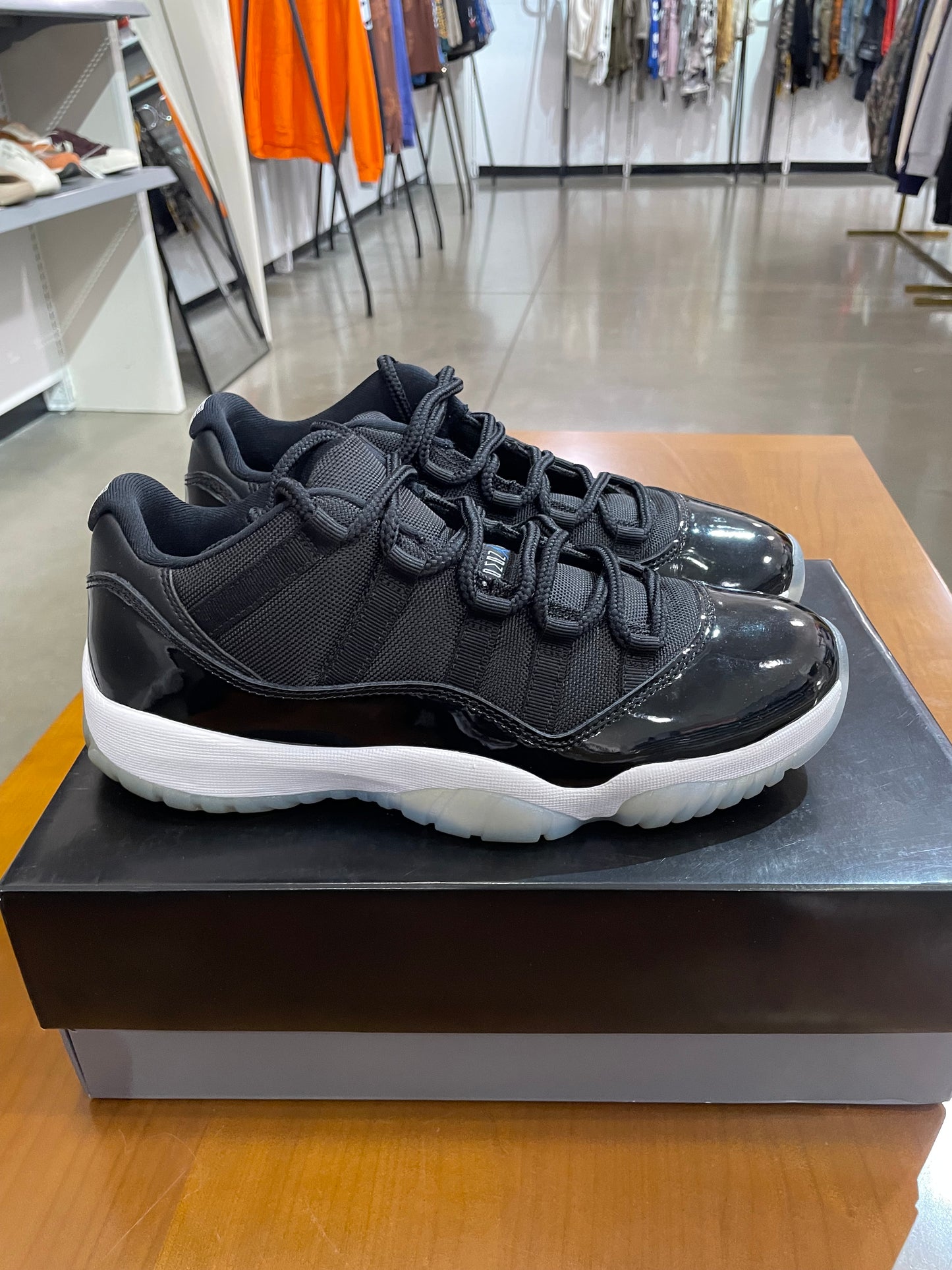 Preowned Air Jordan 11 Low Space Jam