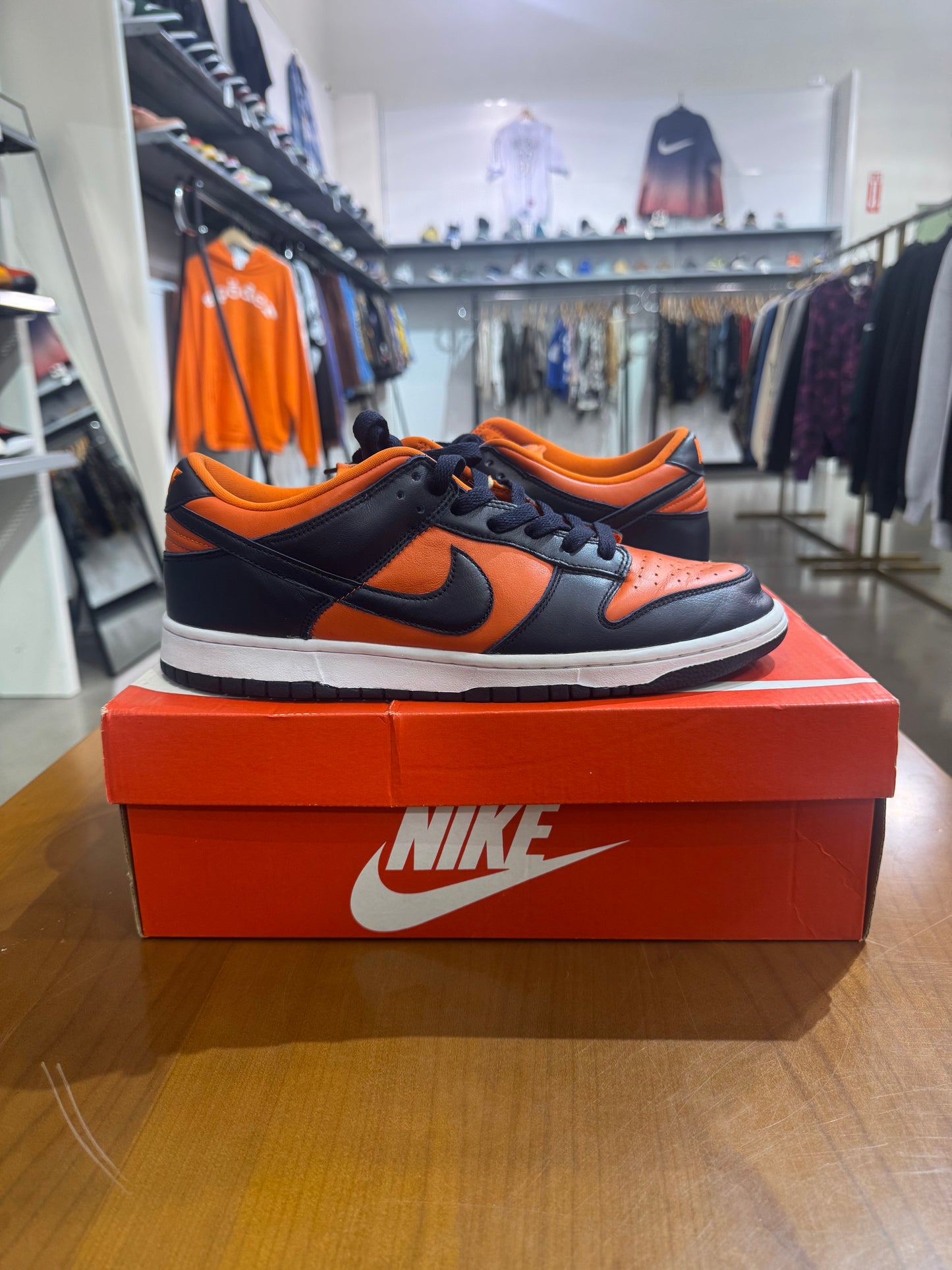 Preowned Nike Dunk Low Champs