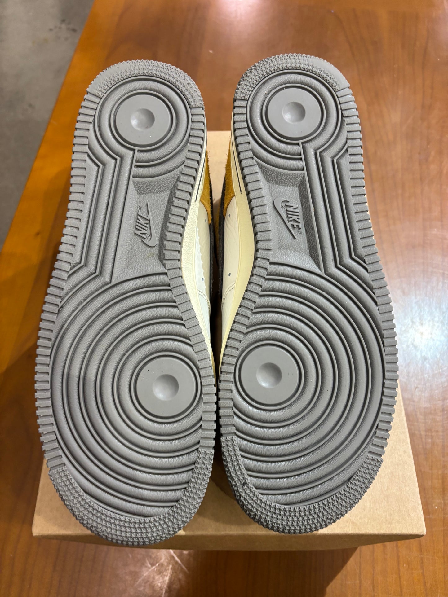 Preowned Air Force 1 Low Phantom Copper Moon