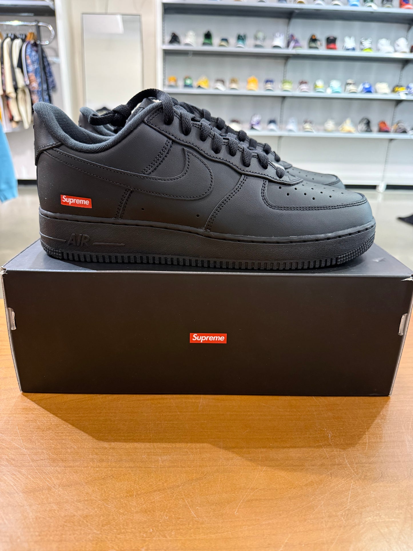 Supreme Air Force 1 Low Black
