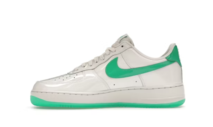 Nike Air Force 1 Patent Platinum Tint Stadium Green