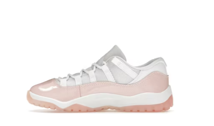 Air Jordan 11 Low Legend Pink