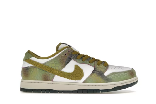 Nike SB Dunk Low Chameleon